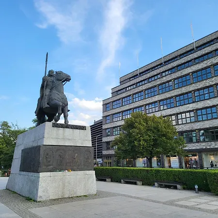 Royal View - Promenada Staromiejska, Parking W Garazu W Cenie! Lägenhet *