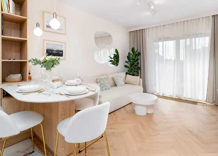 Royal View - Promenada Staromiejska, Parking W Garazu W Cenie! Lägenhet *